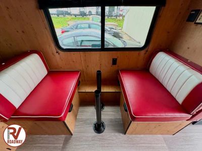 2027 Sunset Park RV Sun Lite — photo 12 view