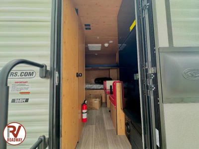 2027 Sunset Park RV Sun Lite — photo 7 view
