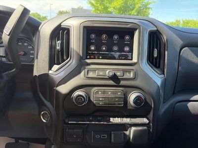 2026 Chevrolet Silverado 2500 HD — photo 11 view