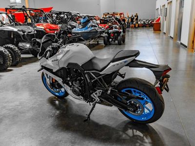 2026 Suzuki GSX-8R - Photo 4