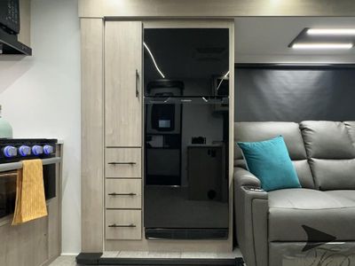 2026 Grand Design Imagine XLS - Photo 33