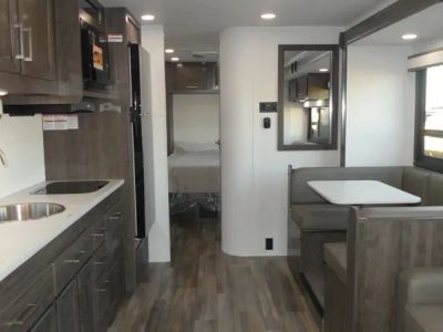 2026 Entegra Coach Odyssey - Photo 5