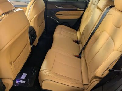 2025 Jeep Grand Cherokee — photo 23 view