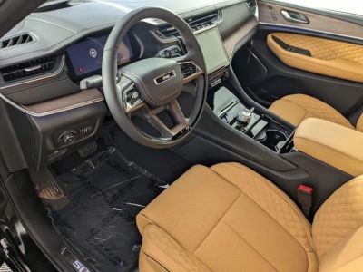 2025 Jeep Grand Cherokee — photo 21 view