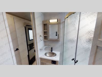 2022 Forest River Rockwood Signature Ultra Lite - Photo 6