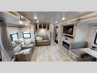 2022 Forest River Rockwood Signature Ultra Lite - Photo 4