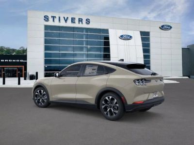 2026 Ford Mustang Mach-E - Photo 4