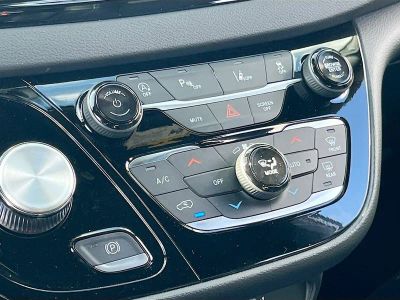 2026 Chrysler Voyager — photo 15 view
