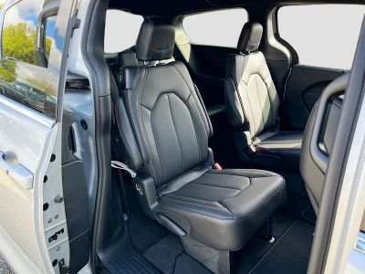 2026 Chrysler Voyager — photo 26 view