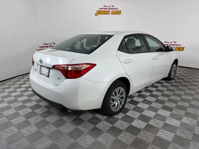 2017 Toyota Corolla — detail view