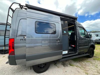 2024 Winnebago REVEL - Photo 19
