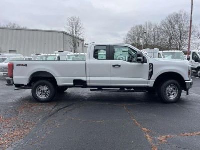 2026 Ford F-250SD - Photo 2
