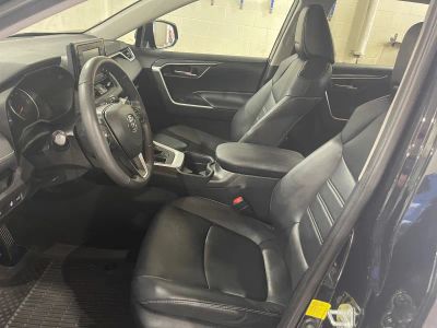 2021 Toyota RAV4 — photo 9 view