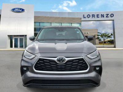 2023 Toyota Highlander — side profile view