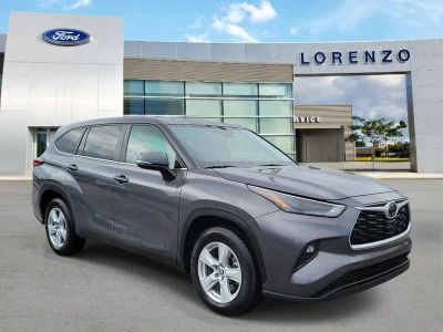 2023 Toyota Highlander — rear three-quarter view