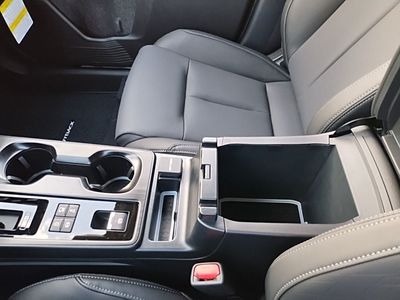 2026 Subaru Outback — photo 31 view