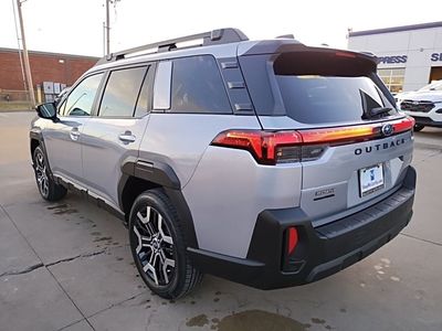 2026 Subaru Outback — photo 10 view