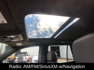 2021 GMC Yukon Denali - Photo 17