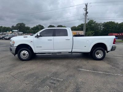 2022 RAM 3500 — interior view