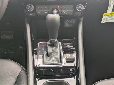 2026 Jeep Compass — photo 17 view