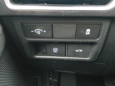 2025 Hyundai Sonata — photo 13 view