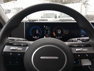 2025 Hyundai Sonata — photo 12 view
