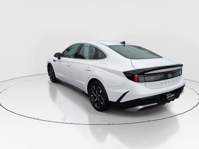 2025 Hyundai Sonata — detail view