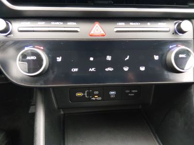 2025 Hyundai Sonata — photo 21 view
