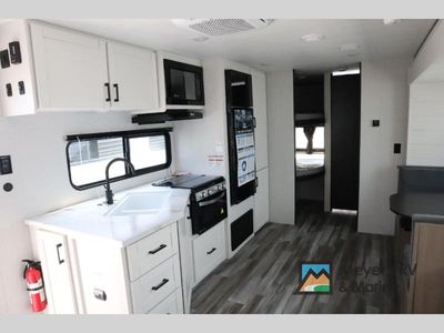 2026 Jayco Jay Flight SLX - Photo 10