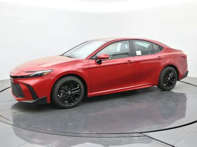 2026 Toyota Camry - Photo 2