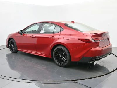 2026 Toyota Camry - Photo 3