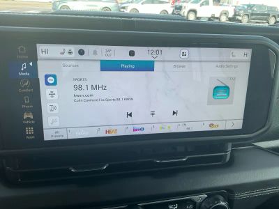 2025 Jeep Wrangler — photo 21 view