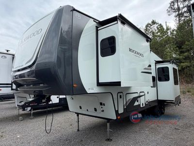 2026 Forest River RV Rockwood Signature - Photo 4