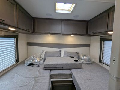 2025 Thor Motor Coach Four Winds — photo 12 view