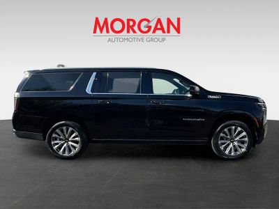 2025 Chevrolet Suburban — engine compartment view