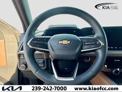 2025 Chevrolet Suburban — photo 37 view