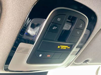 2021 Hyundai Santa Fe — photo 18 view