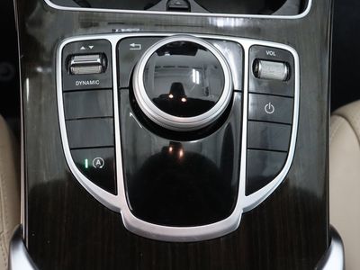 2018 Mercedes-Benz C-Class AWD - Photo 21