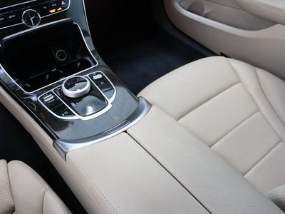 2018 Mercedes-Benz C-Class AWD - Photo 17