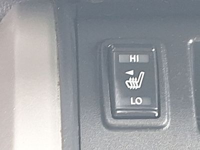 2021 Nissan Titan — photo 34 view