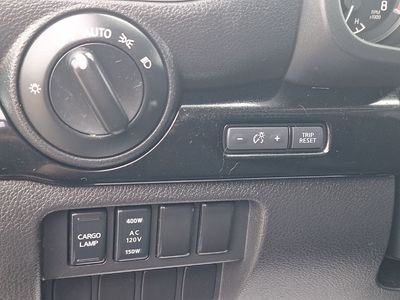 2021 Nissan Titan — photo 26 view