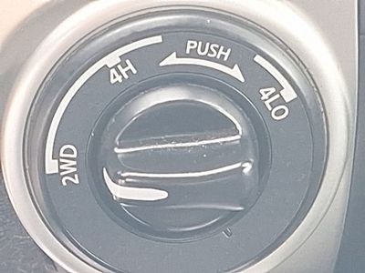 2021 Nissan Titan — photo 33 view