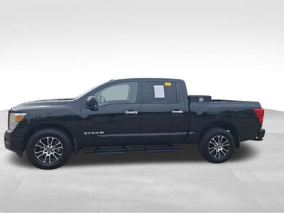 2021 Nissan Titan — photo 15 view