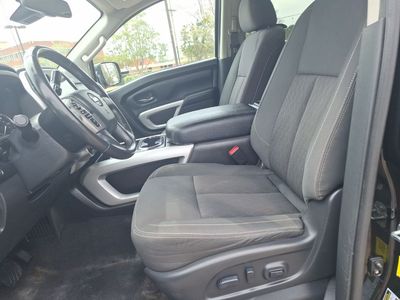 2021 Nissan Titan — photo 19 view