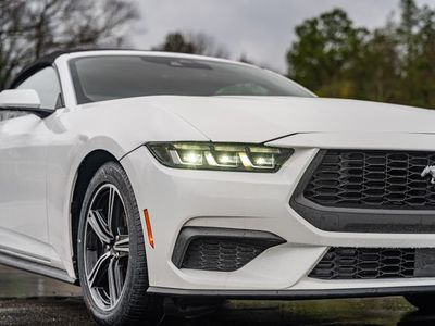 2024 Ford Mustang - Photo 9