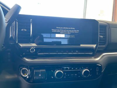 2025 GMC Sierra 2500HD — photo 13 view