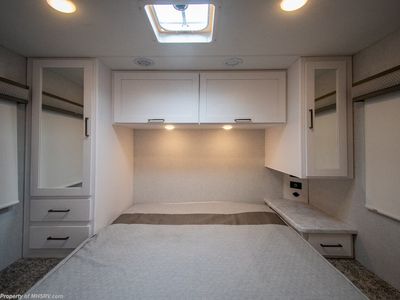 2026 Thor Motor Coach Chateau - Photo 25