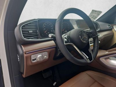 2026 Mercedes-Benz GLE 450 - Photo 1