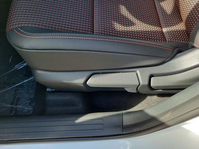2026 Nissan Kicks - Photo 9