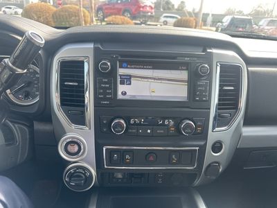 2017 Nissan Titan - Photo 4